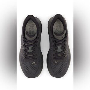 New Balance Fresh Foam X 880v13 size 8